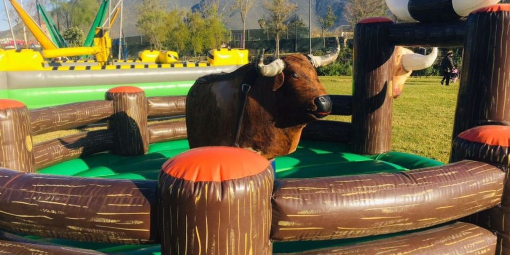 Renta de Toro Mecánico Western