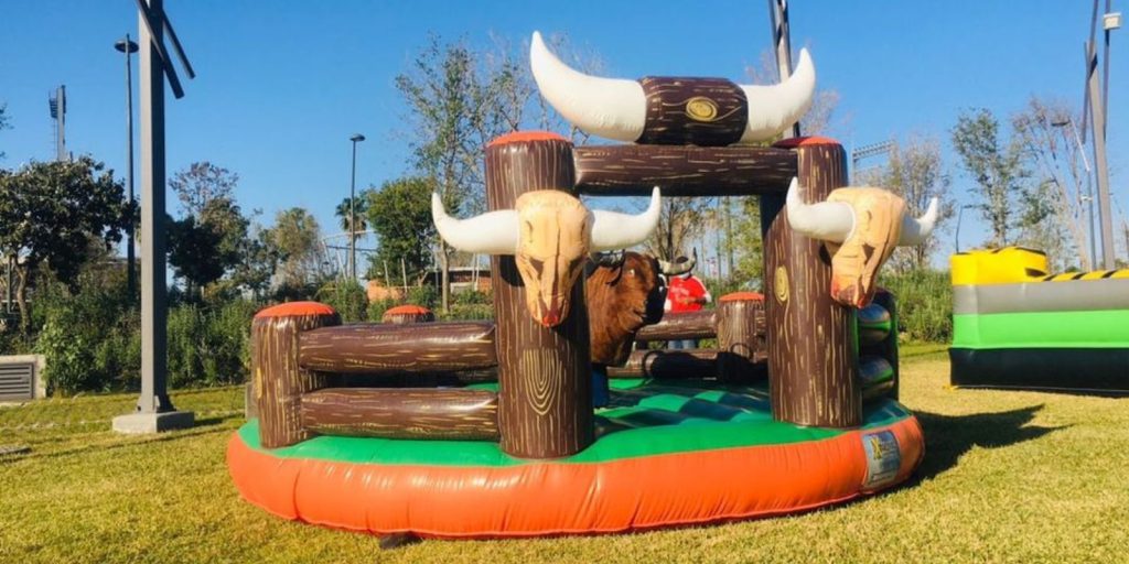 Renta de Toro Mecánico Western