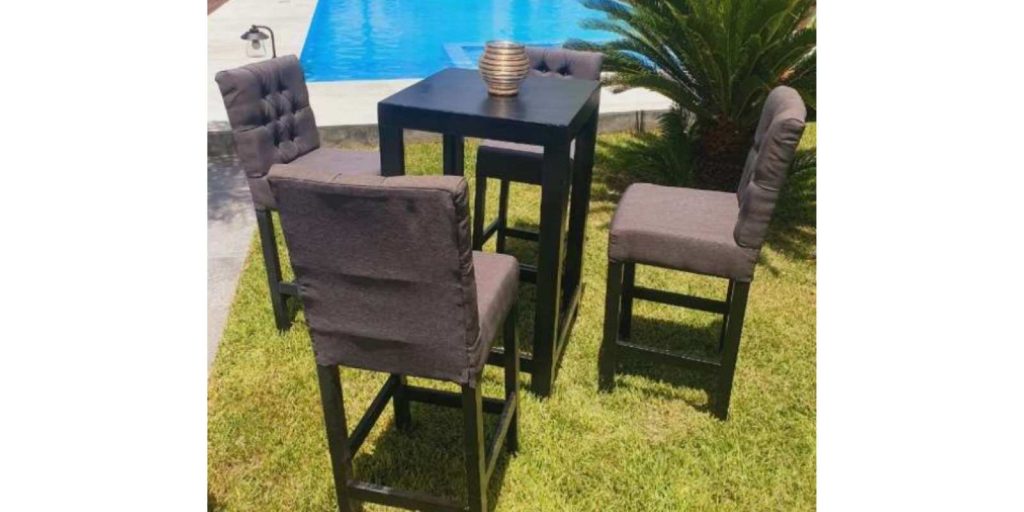 Renta Mesa Cuadrada Negra