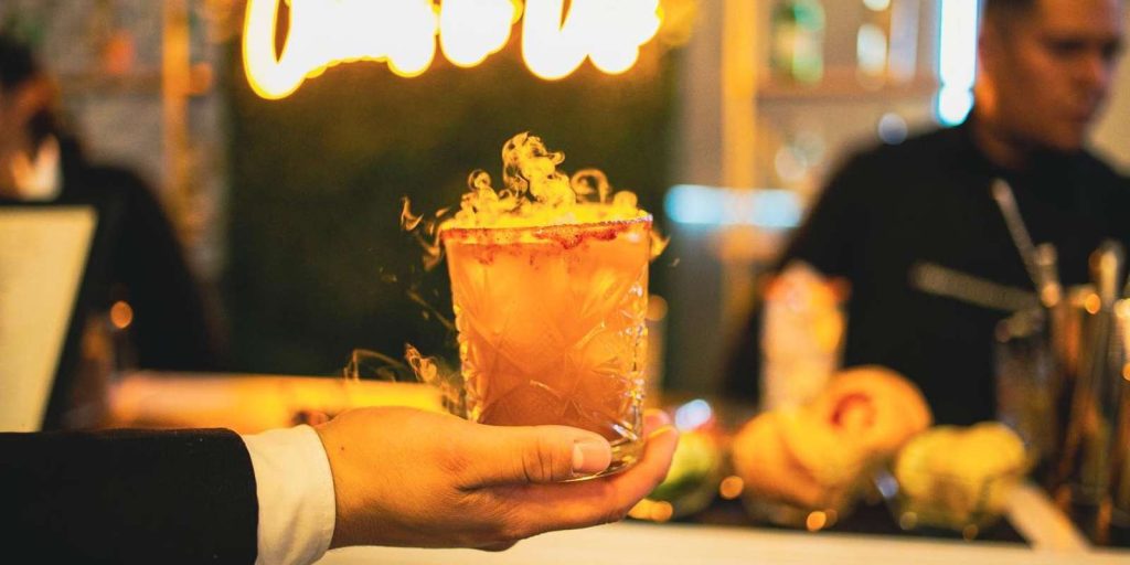 Renta de Servicios de Bar y Mixología