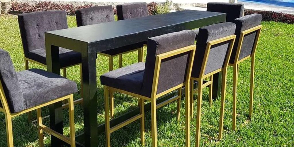 Renta de Mesa Rectangular Tipo Bar de Madera Color Negro