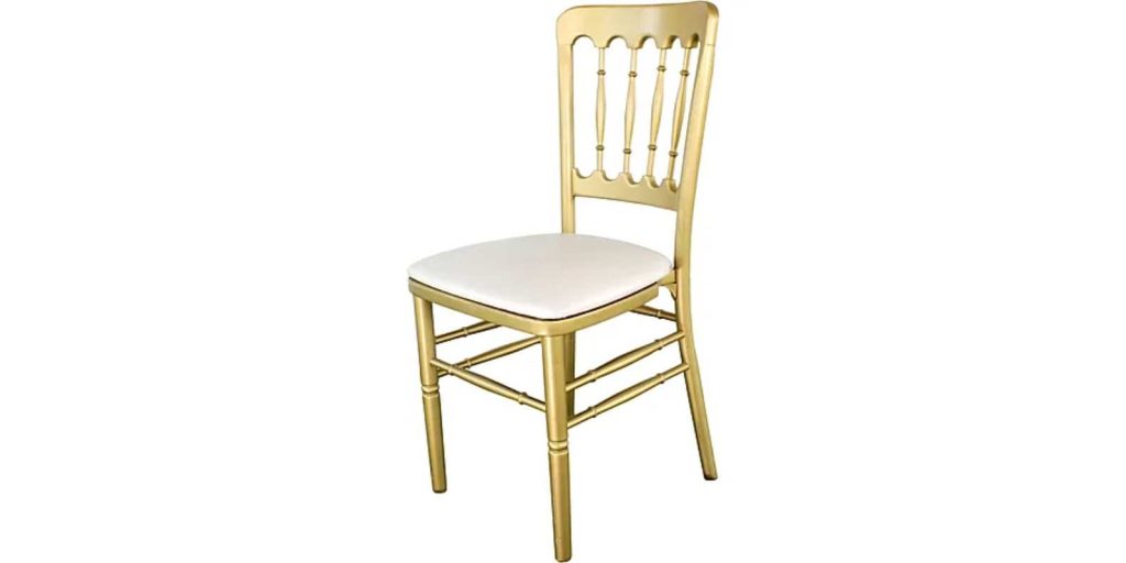 Renta de Silla Dorada