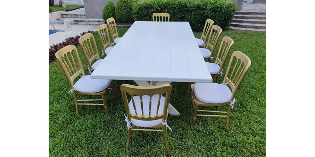 Renta de Silla Dorada