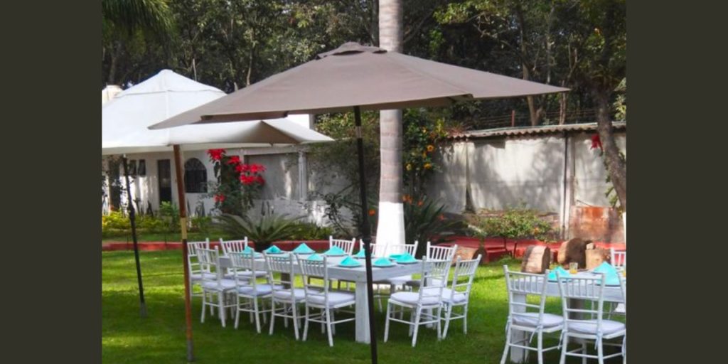 Renta de Sombrilla de Centro