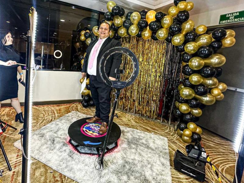 Renta de Cabina 360