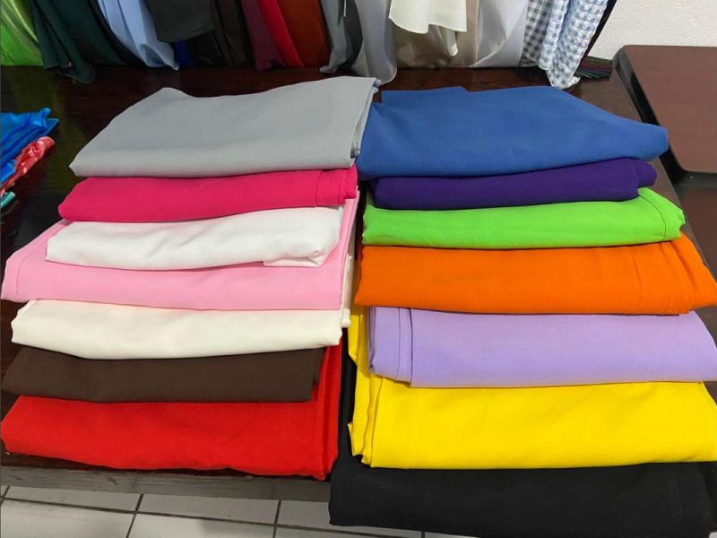 Renta de Cubremanteles en Color Liso para Mesa