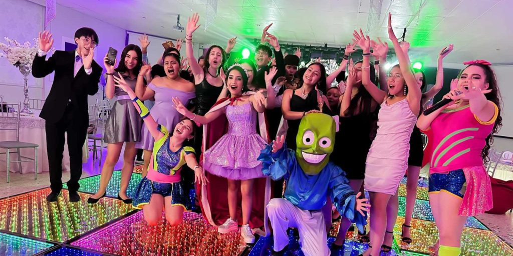 Show con Personajes para Bodas y XV años