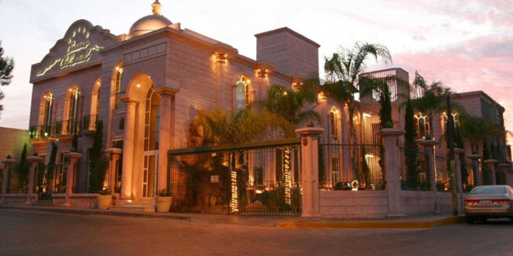 Colonial Eventos - Salón Emperador