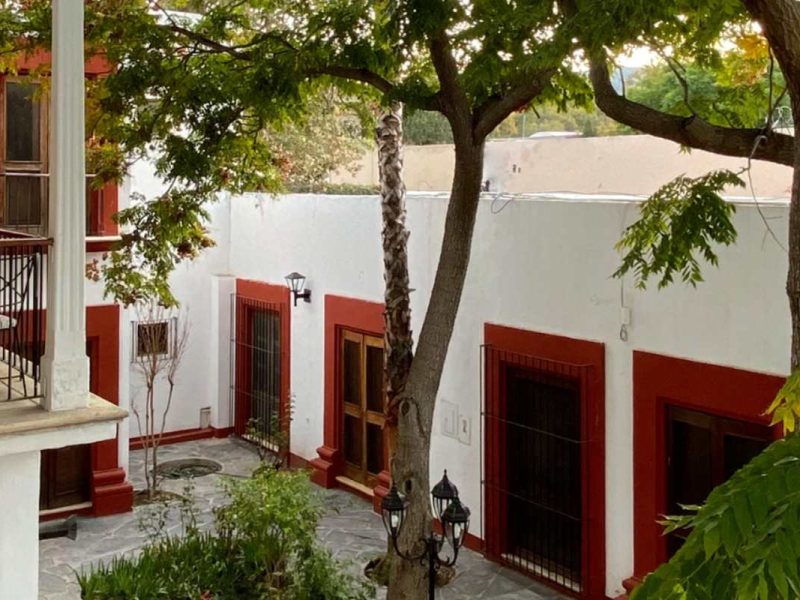 Hostal el Farol