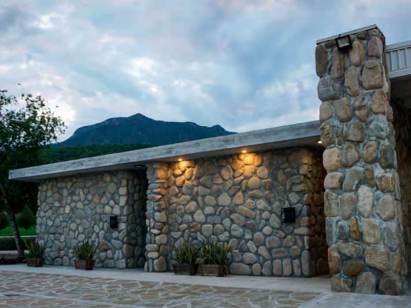 Hacienda Tres Lomas - Hangar Vista Lago