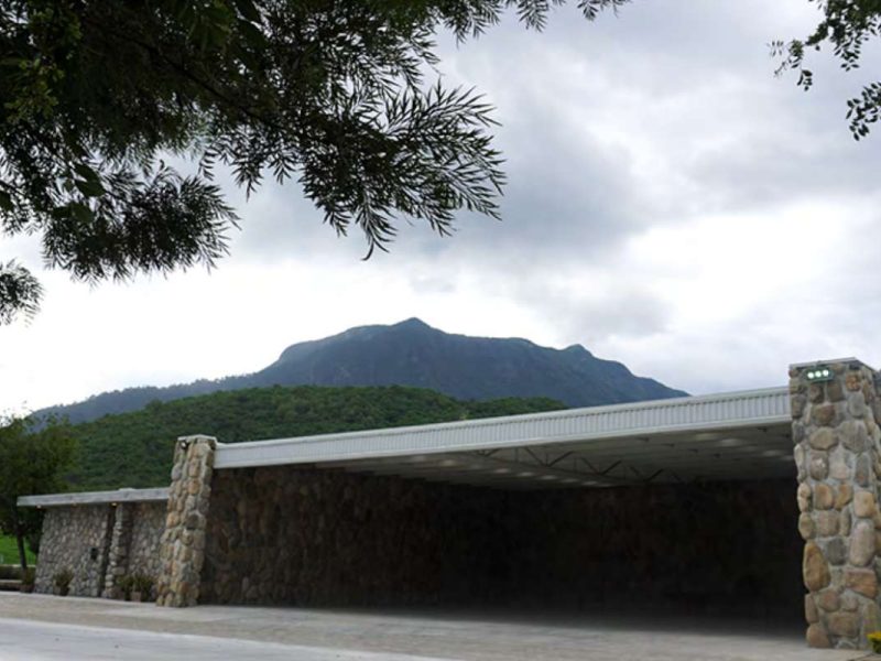 Hacienda Tres Lomas - Hangar Vista Lago