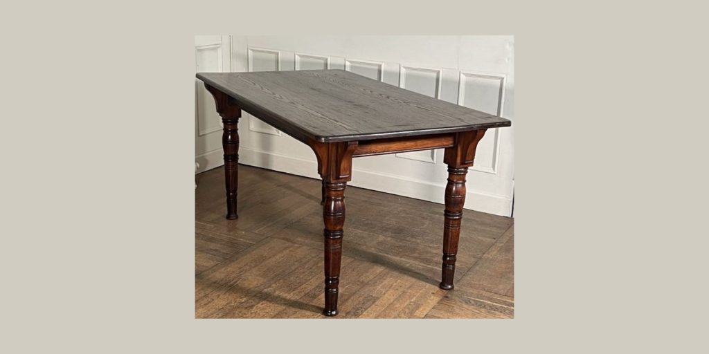 Renta de Mesa de Madera Rectangular en Saltillo