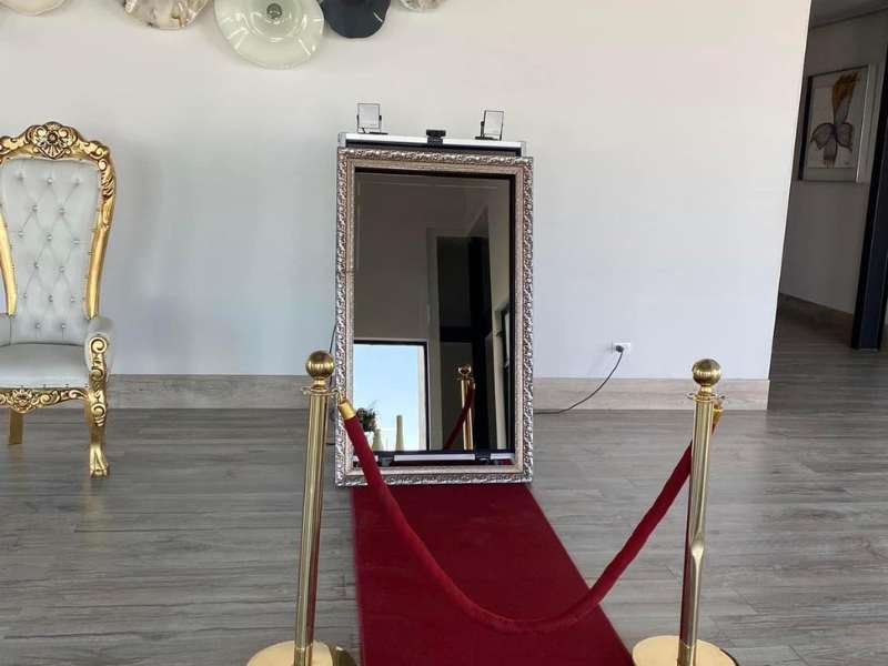 Renta Espejo Mágico