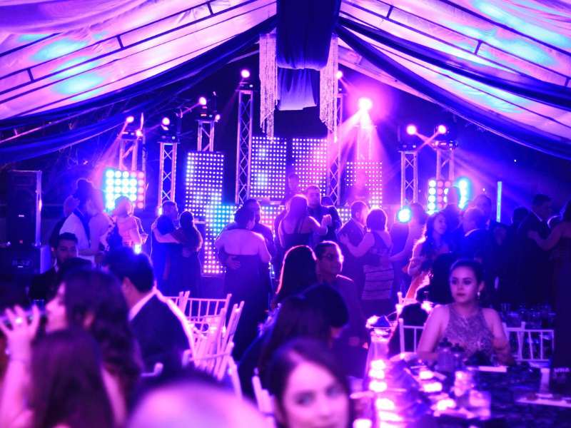 Paquete Todo Incluido Audio, Foto, Video, Robot LED y Cabina 360