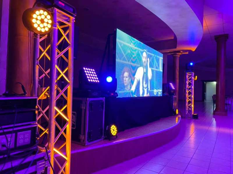 Paquetes DJ+Audio+Iluminación y Pantallas para Eventos
