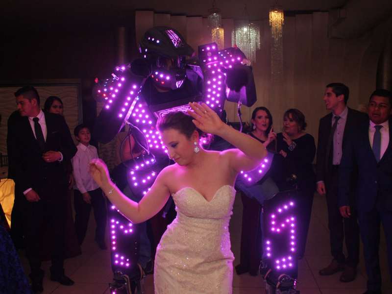 Paquete Todo Incluido Audio, Foto, Video, Robot LED y Cabina 360