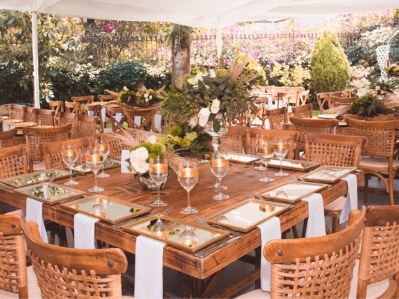 Renta de Mobiliario Línea Country Mesas y Sillas Tradicionales