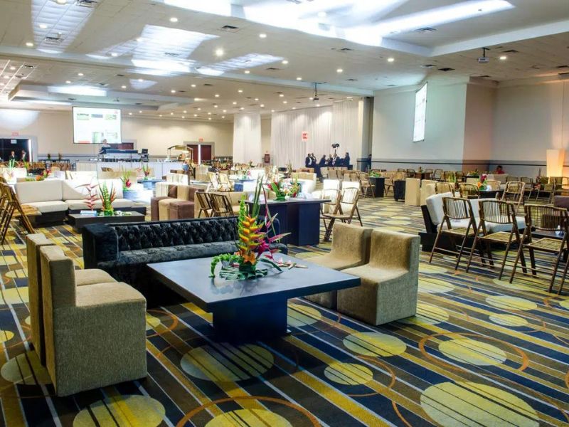 Renta de Salón 111 para posadas en Cintermex