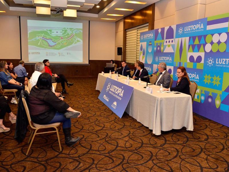 Renta de Salón 111 para posadas en Cintermex