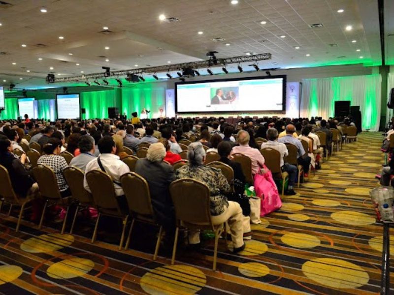 Renta de Salón 111 para posadas en Cintermex