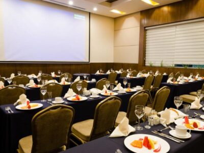 Renta de Salón 205-206 para posadas en Cintermex