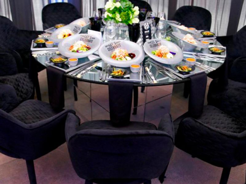 Renta de Sillas Style Di de Media Luna para eventos