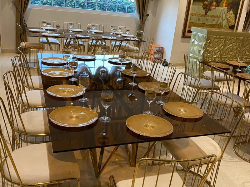 Renta de Mesas de Cristal Línea Kryion para eventos