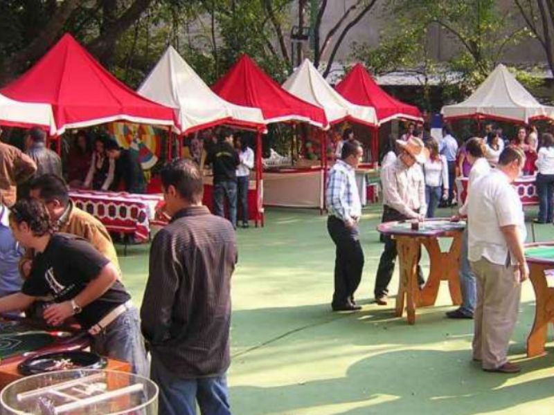 Fiesta Posada Navideña para eventos