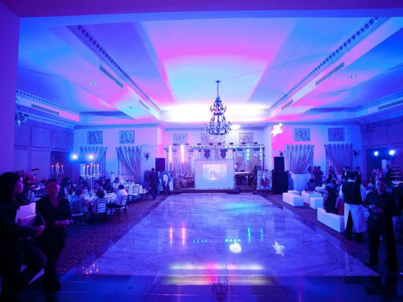 Las Nubes - Salón Lunas