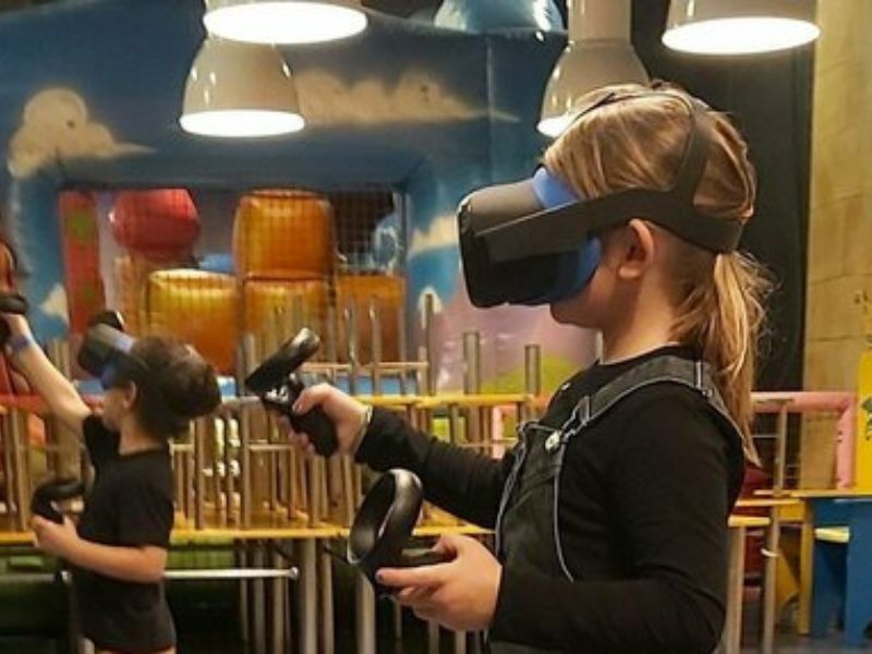 Servicio de Realidad Virtual y Videojuegos